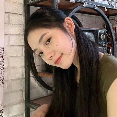 泄密的心 海报